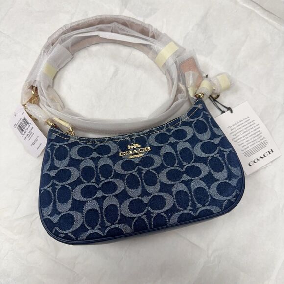 NWT Limited Coach Large Teri Crossbody Bag In Signature Denim CAF82 - Picture 6 of 9